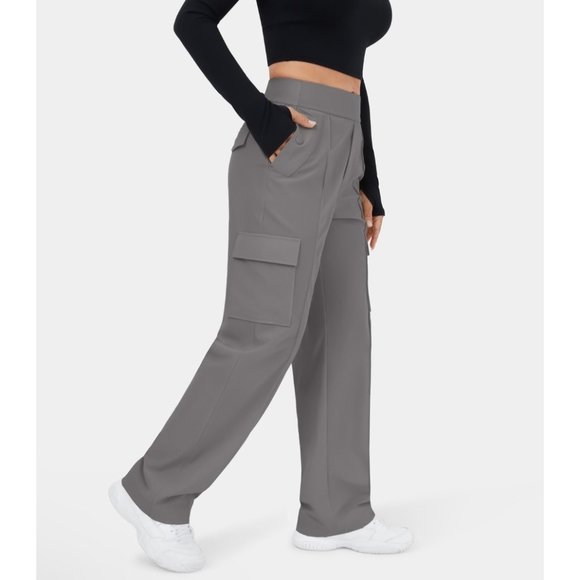 HALARA Pants - NWT Halara High Waisted Multiple Pockets Wide Leg Casual Cargo Pants Small